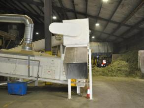 Perry of Oakley Транспортування трави Dengie